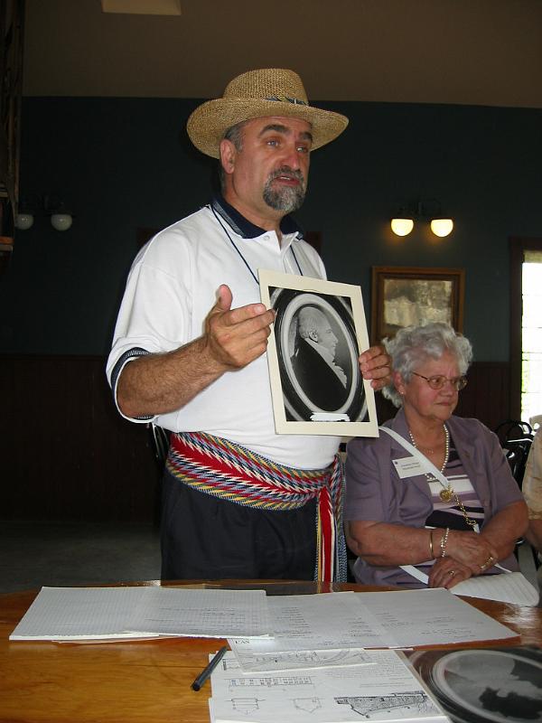 106-0608_IMG.JPG