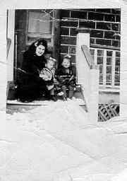 Darleen Verch Sallows with kids